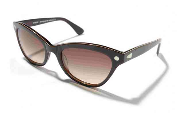 Солнцезащитные очки  KYBOE papillon темного цвета